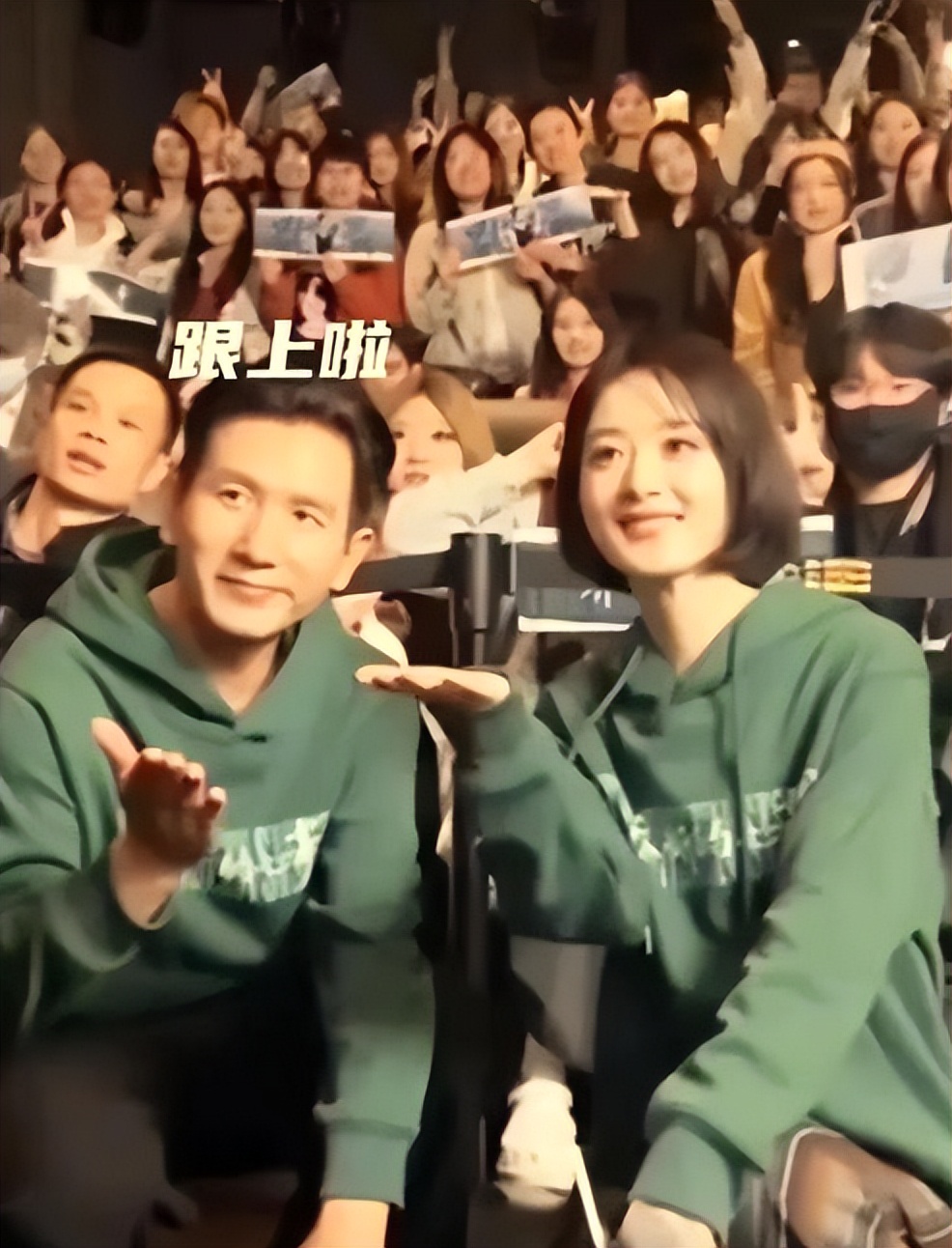 赵丽颖劈叉门真相_明星的黑料都是什么,_赵丽颖迟到事件