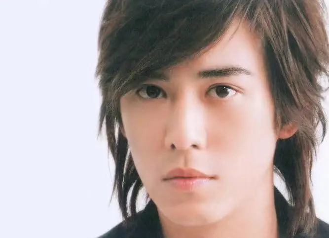 陈楚河家庭背景_吴尊退出娱乐圈了吗_吴尊文莱富豪家族