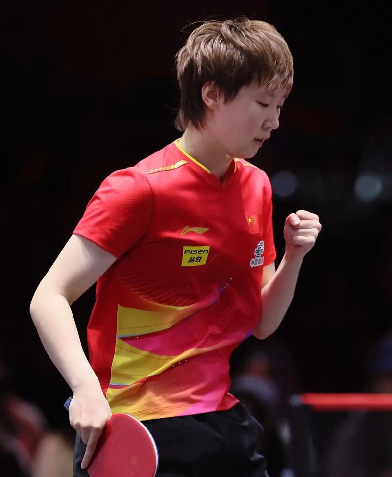 明星头型女_女明星的头顶_九头身的女明星