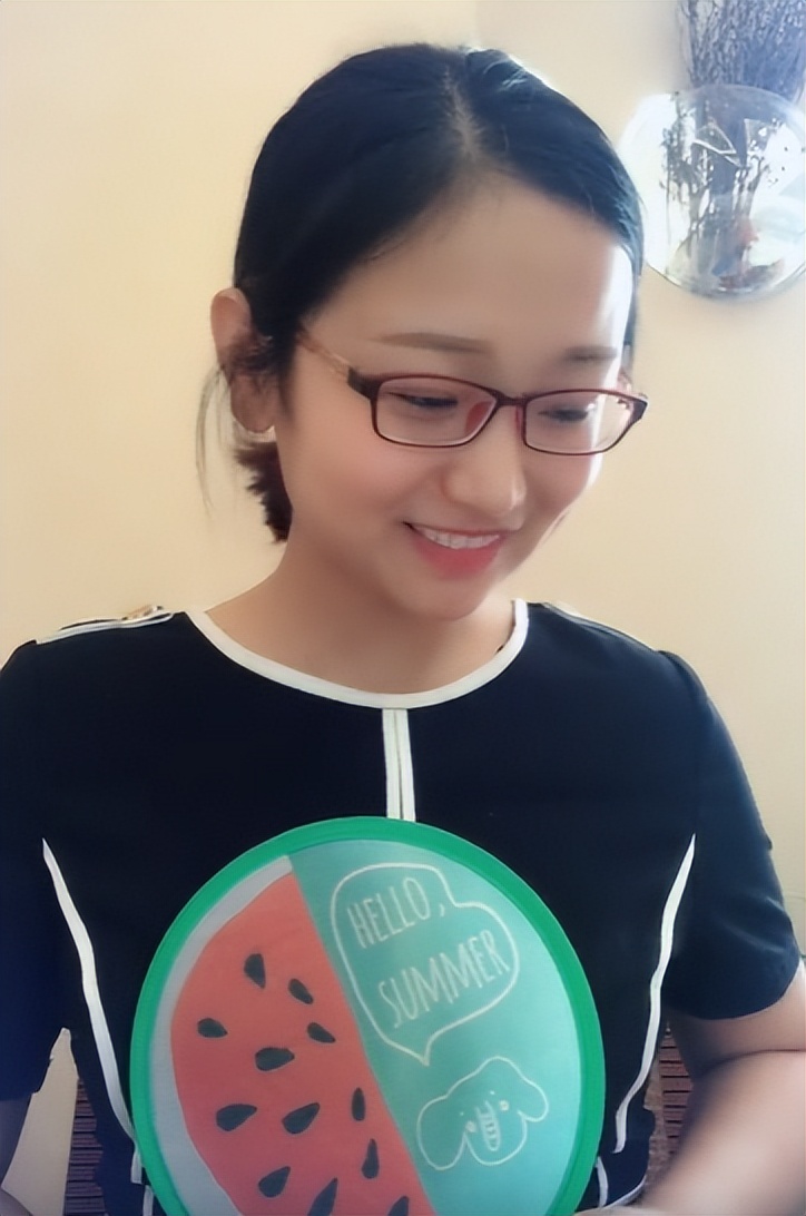 沈巍流浪大师经历_抖音初代草根网红现状_抖音网红黑料网站链接下载最新,