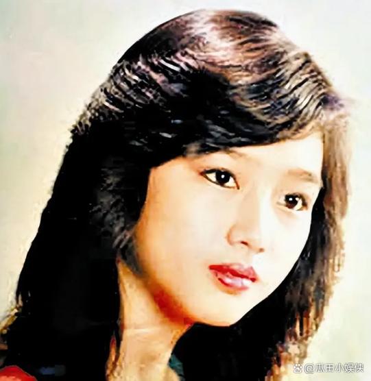 朱丽蒨当34年隐形天王嫂，空姐曝她私下这一面，向太也说话了