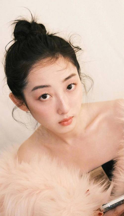 梦见自己裸体洗澡洗头_女明星洗澡裸体_苏联女兵洗澡裸体