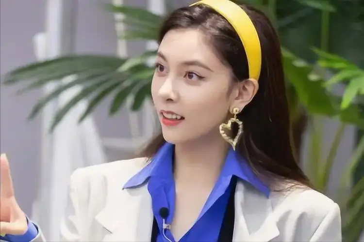 娱乐圈女星不正当关系_明星私底黑料其他明星知道吗,_宋祖儿绯闻