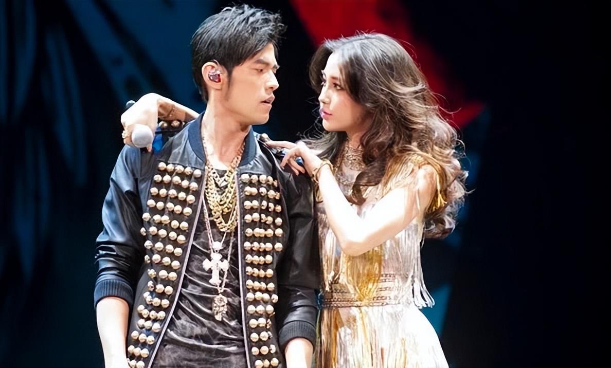 杨颖 人走茶凉 复出秘史_娱乐圈的无情